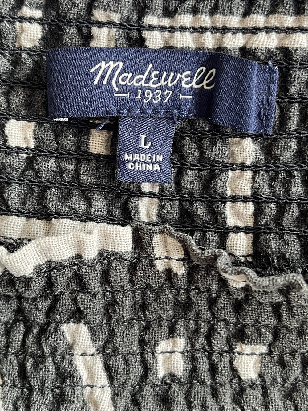 Madewell Black and White Geometric Elastic-Waist Shorts - Picture 5 of 6
